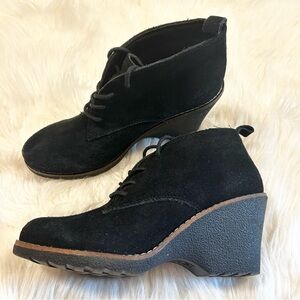 White Mountain Lambert Black Suede Leather Wedge Ankle‎ Boots 8.5